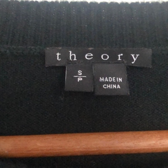 EUC Theory Black Cashmere Women’s Size S Sweater - Picture 6 of 10